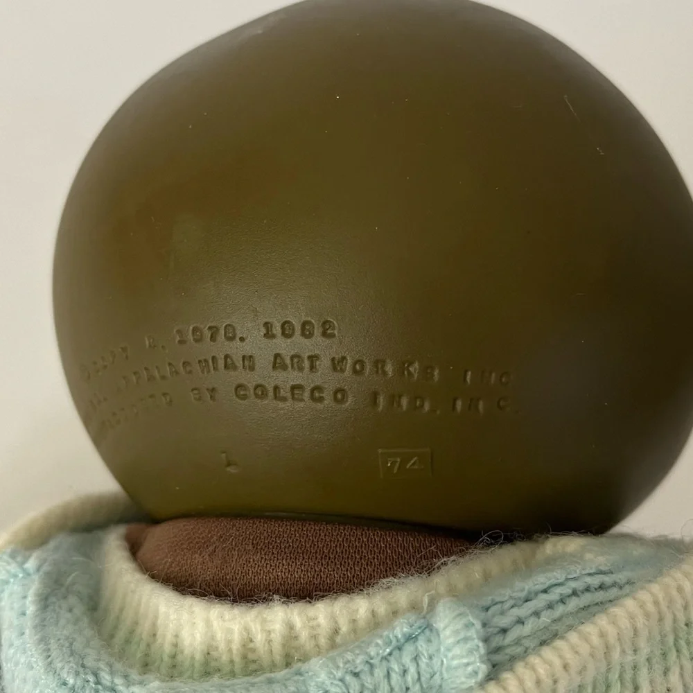 Vintage Cabbage Patch Kids Doll Black/Brown Baby 1982 With Original Clothing - Picture 5 of 10